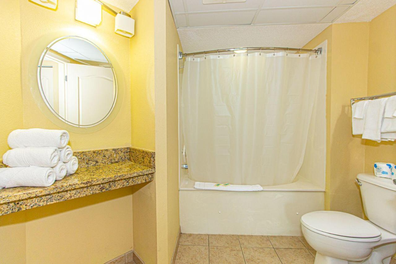 Oceanfront 2 Bedroom Suite With Incredible Views! Carolinian 630 미를 비치 외부 사진