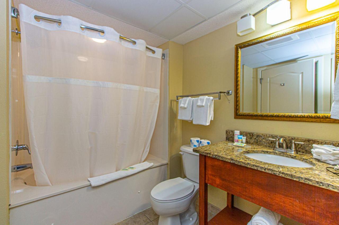 Oceanfront 2 Bedroom Suite With Incredible Views! Carolinian 630 미를 비치 외부 사진